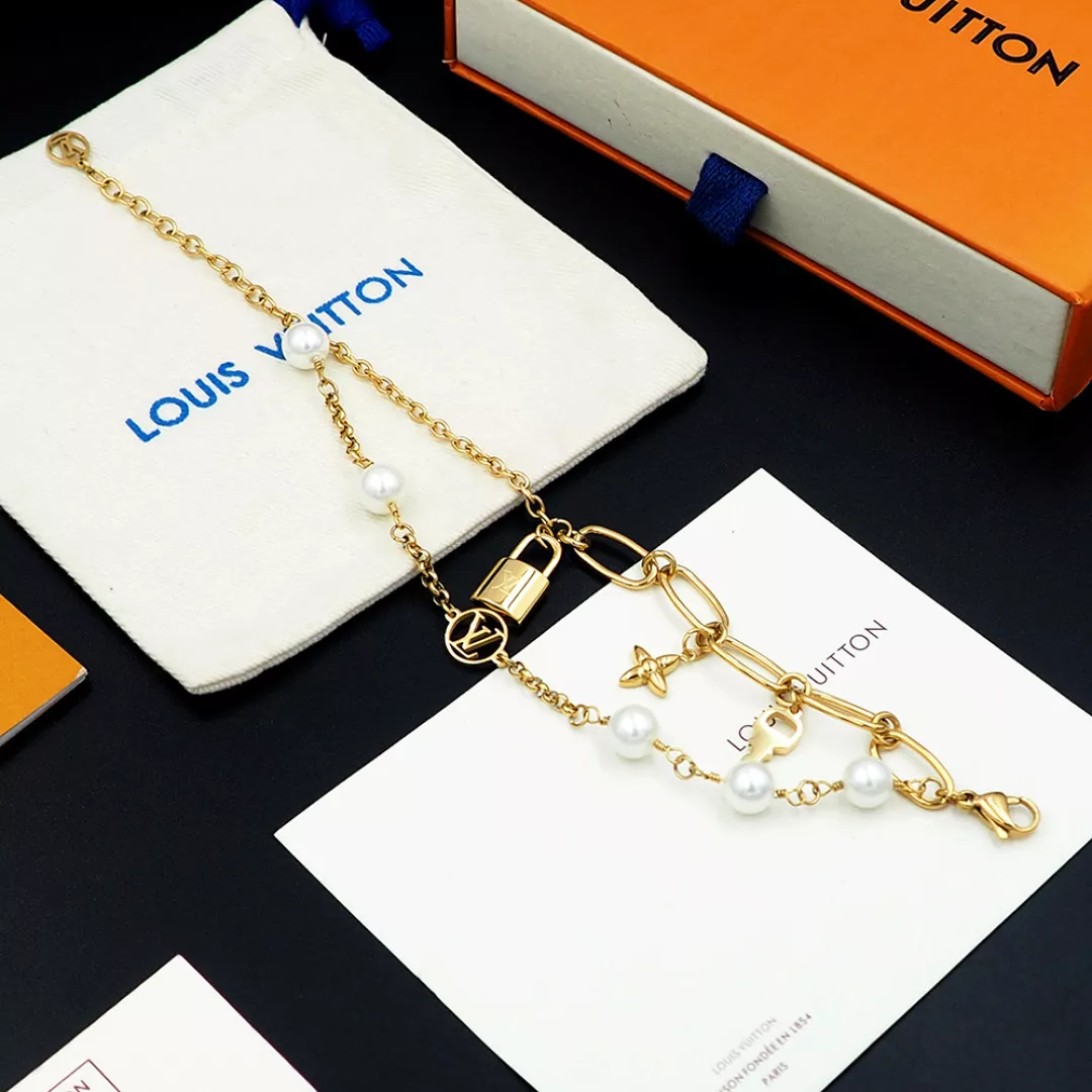 Louis Vuitton LV Bracelets For Women Elegant 7034