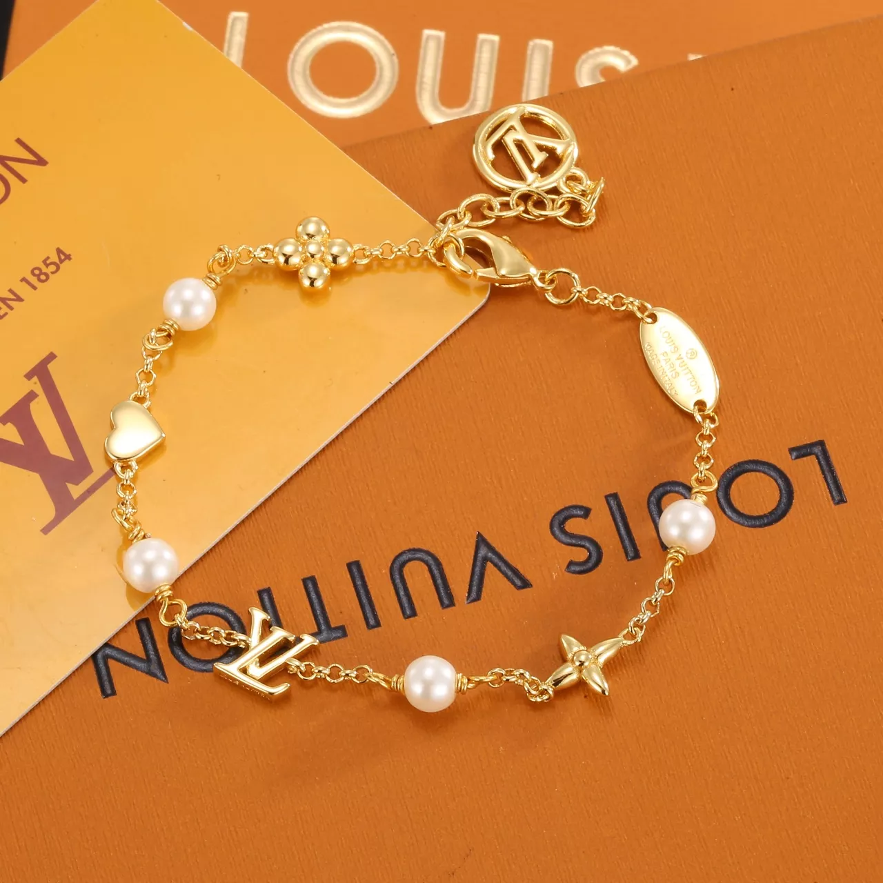 Louis Vuitton LV Bracelets For Women Fashionable 5058