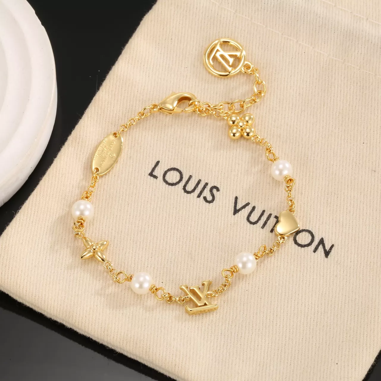 Louis Vuitton LV Bracelets For Women Fashionable 5058
