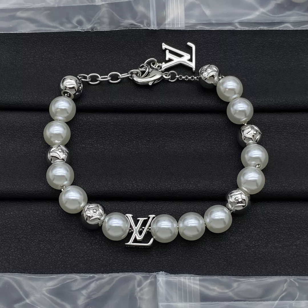 Louis Vuitton LV Bracelets For Women Resilient 2297