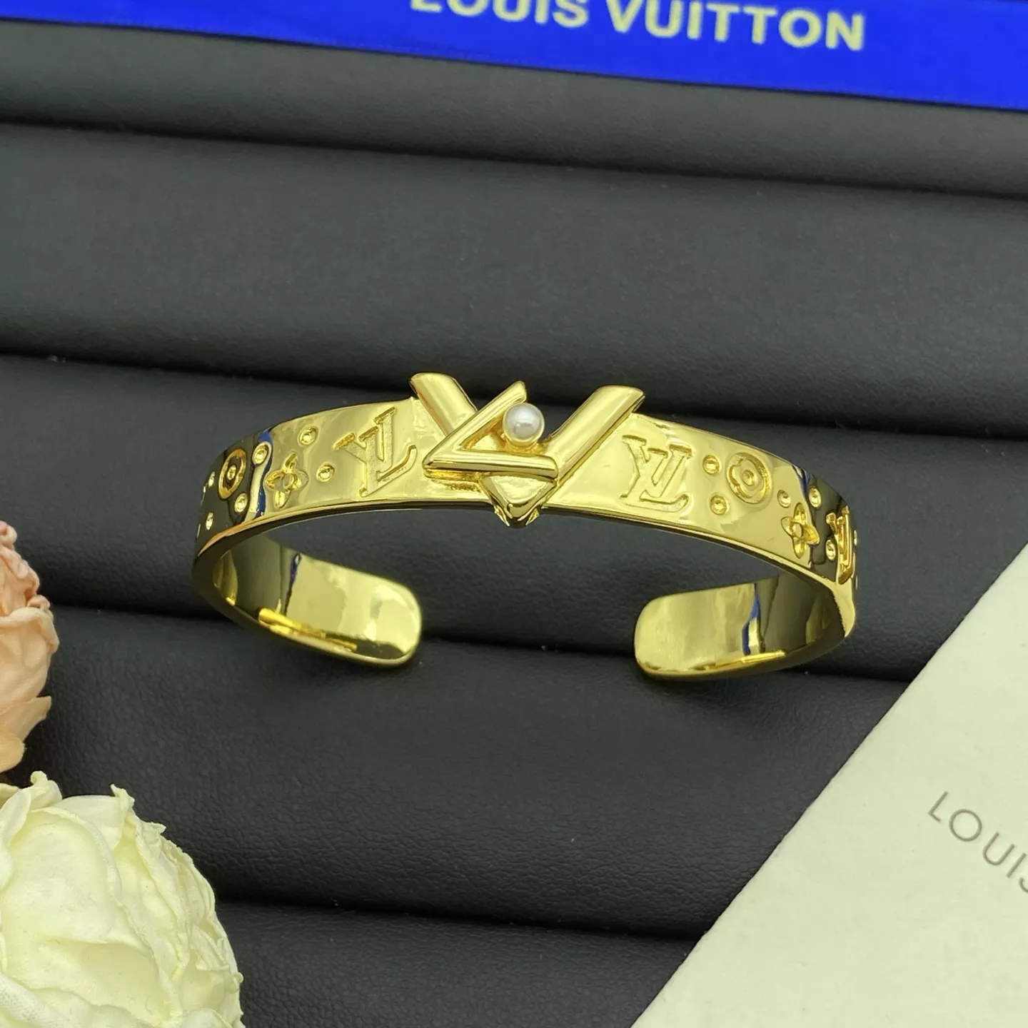 Louis Vuitton LV Bracelets GoodFit 596