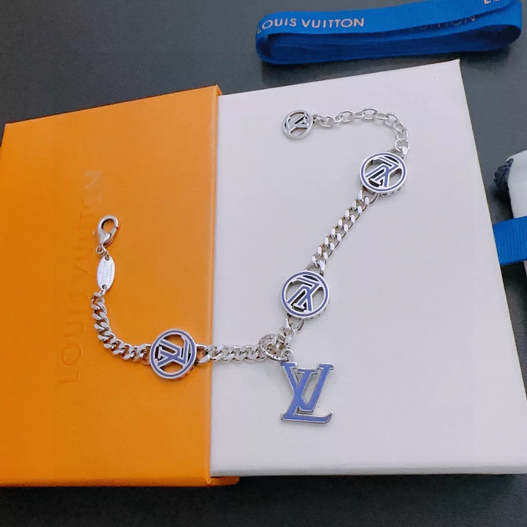 Louis Vuitton LV Bracelets Minimalist 3141