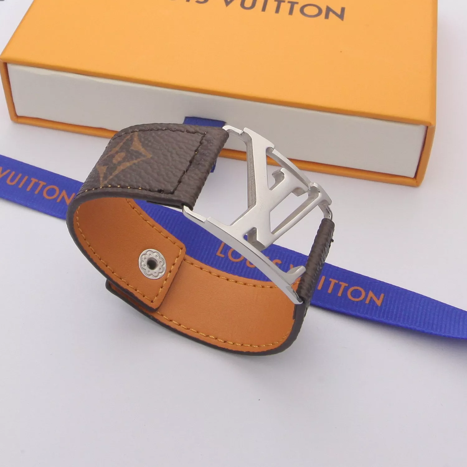 Louis Vuitton LV Bracelets Refined 3073