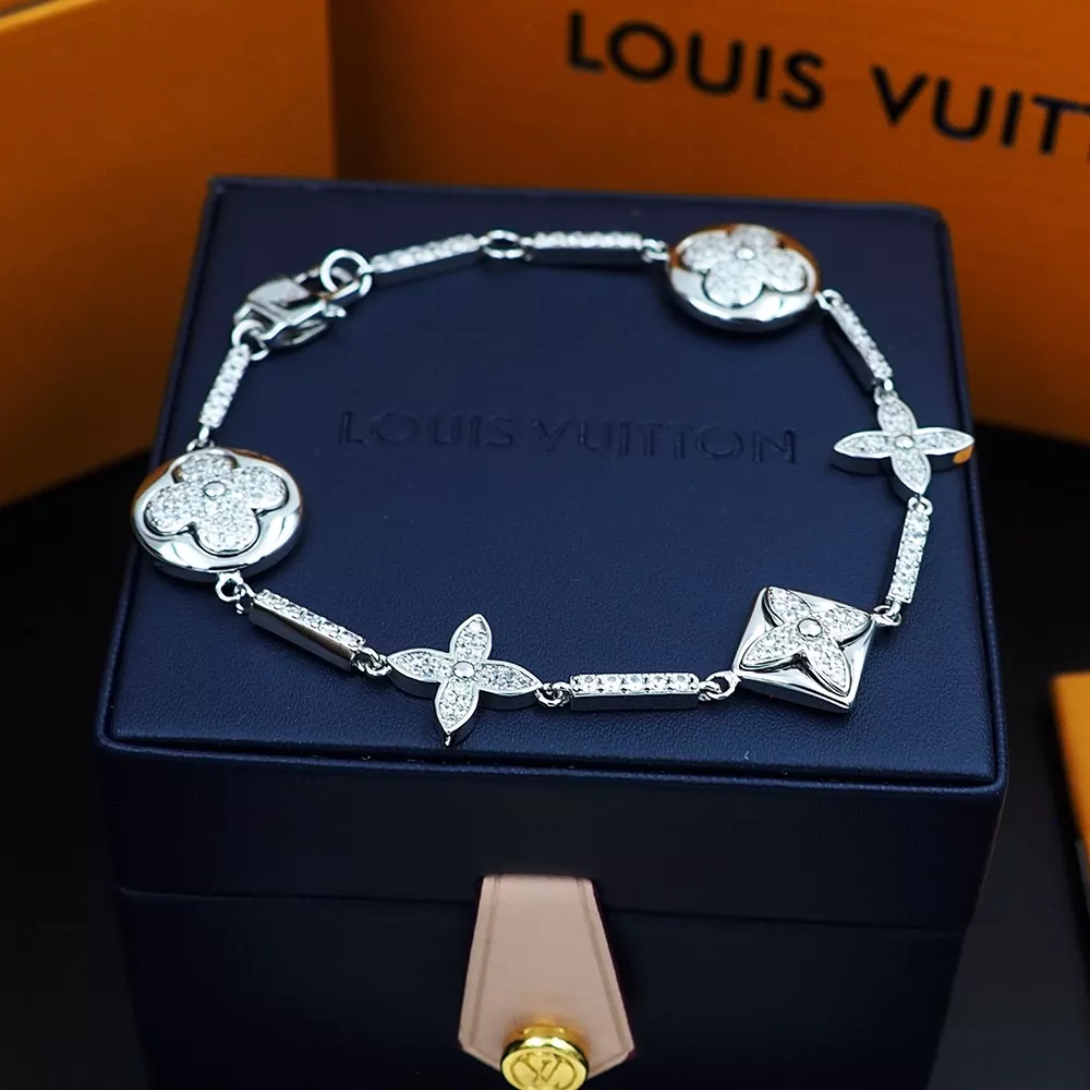 Louis Vuitton LV Bracelets Refined 3933
