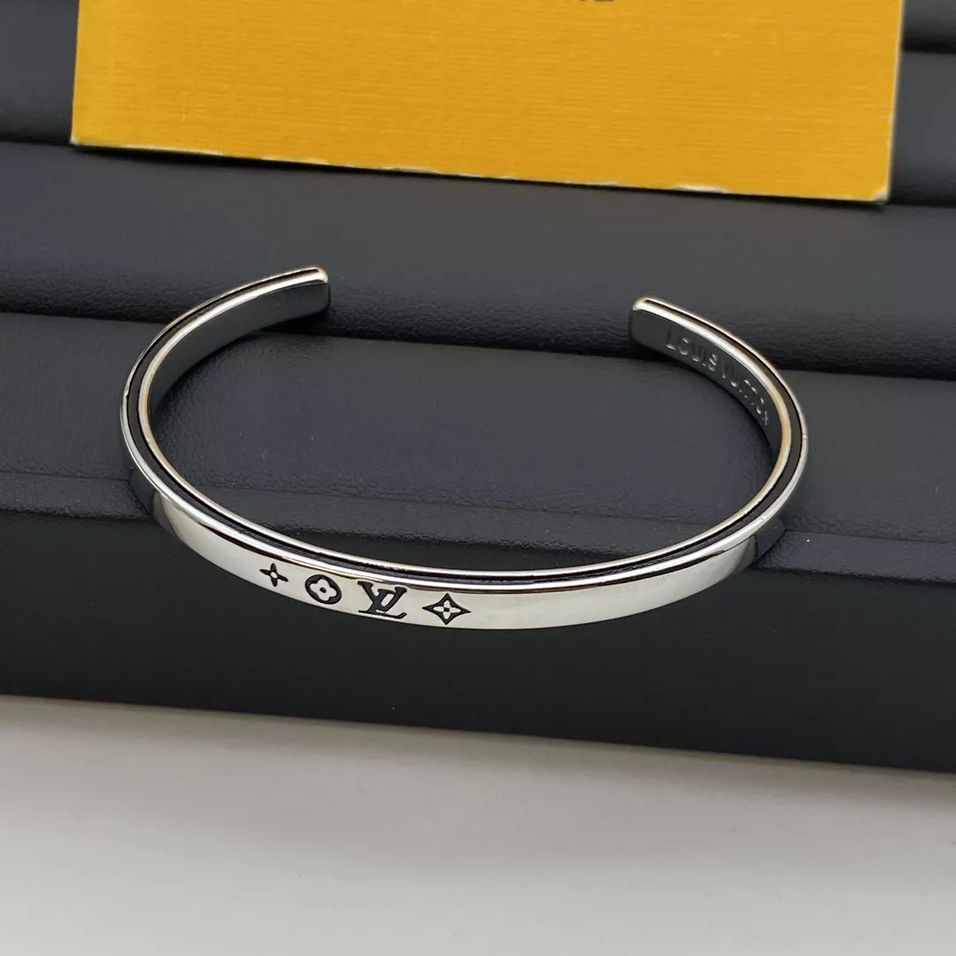 Louis Vuitton LV Bracelets Resilient 1870