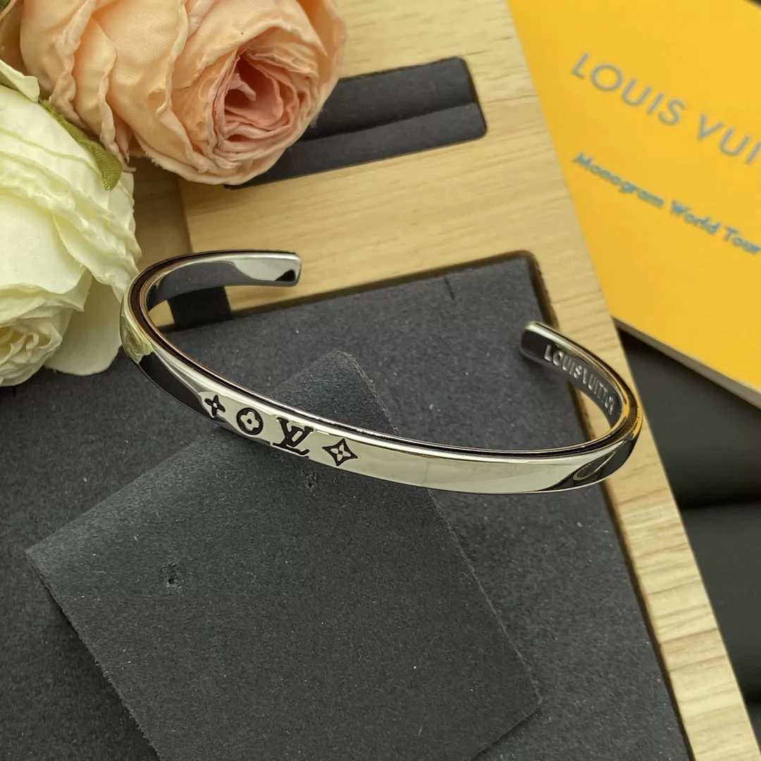 Louis Vuitton LV Bracelets Resilient 1870