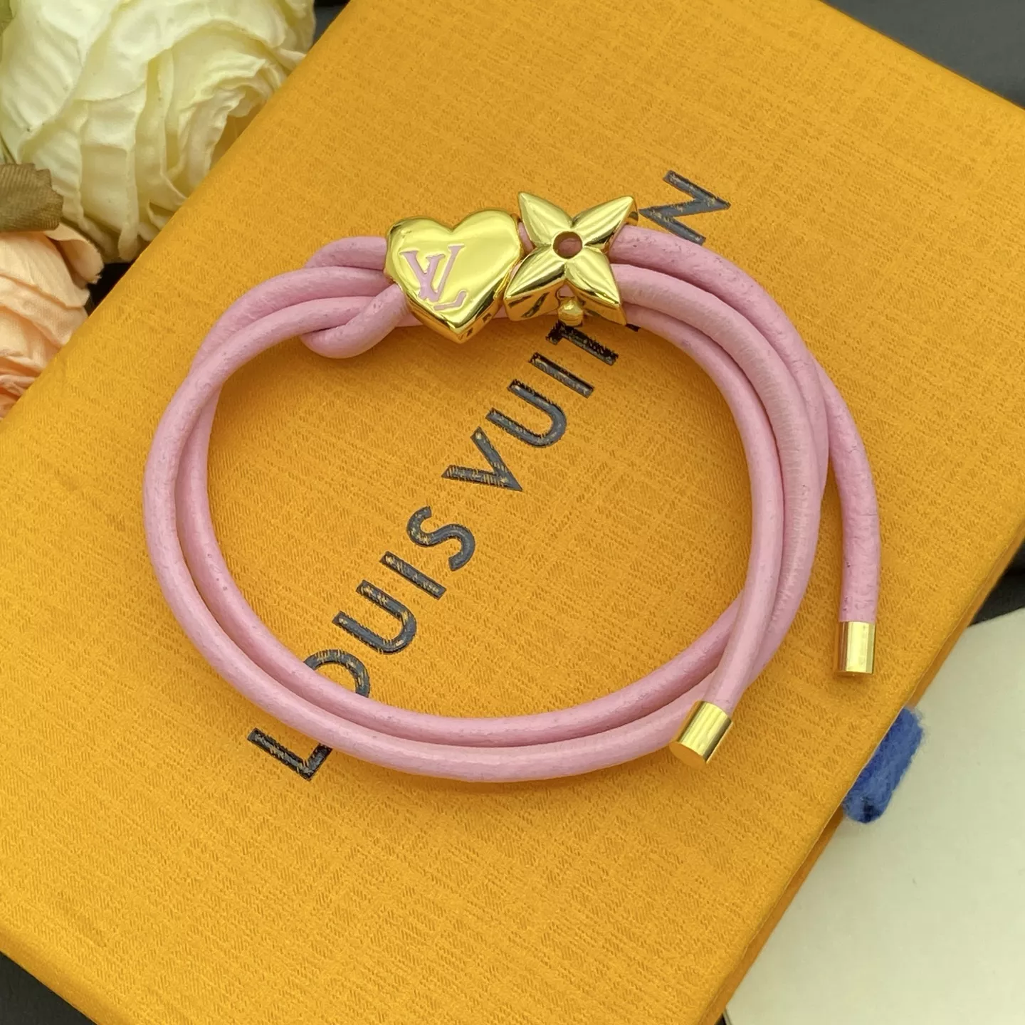 Louis Vuitton LV Bracelets SmartChoice 2459