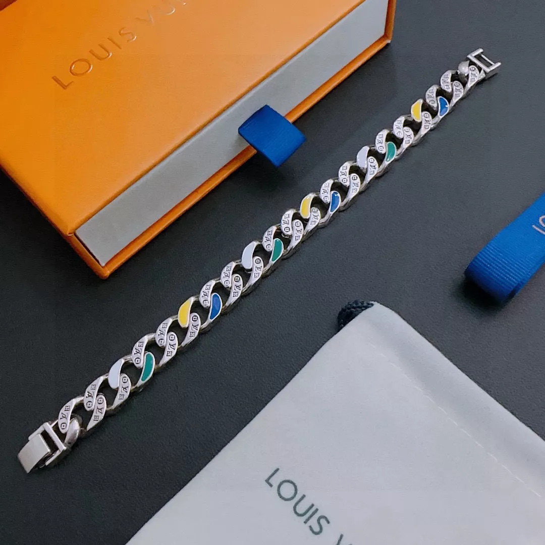Louis Vuitton LV Bracelets Sophisticated 5447