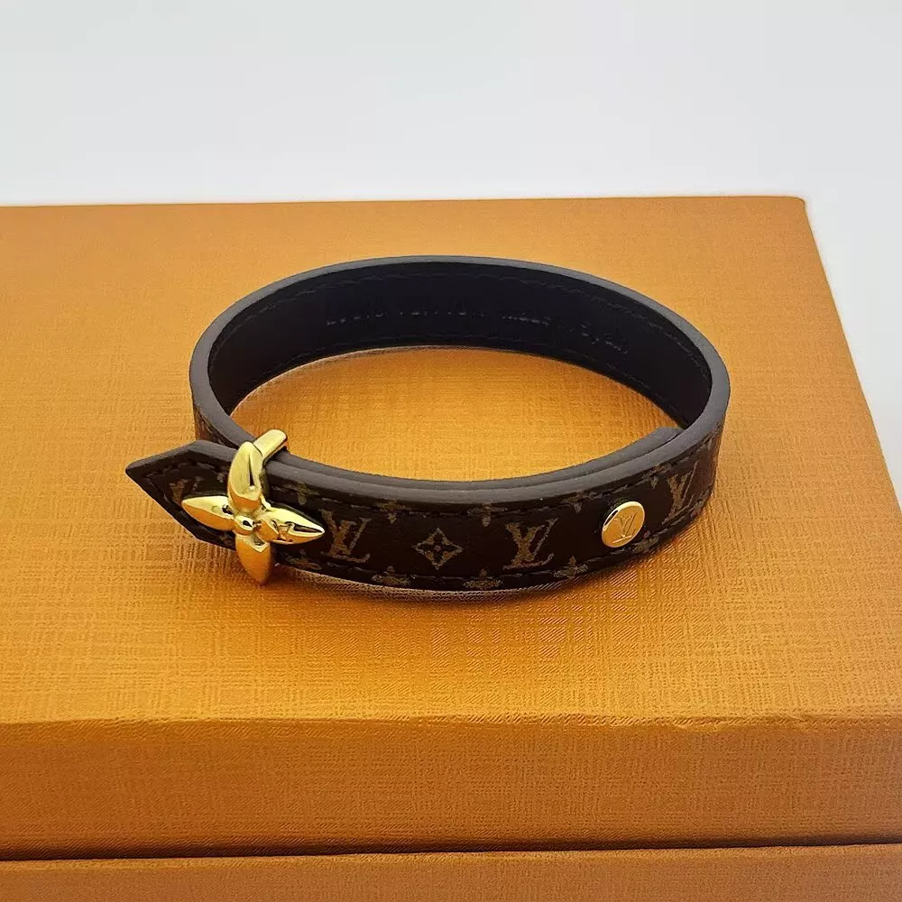 Louis Vuitton LV Bracelets TopPick 4985