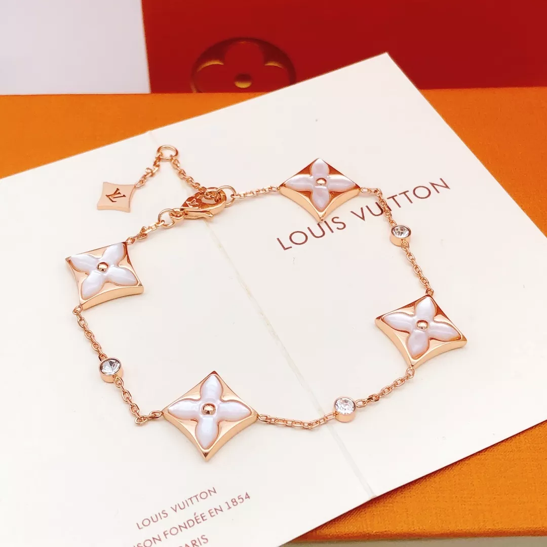 Louis Vuitton LV Bracelets Trendsetting 6741