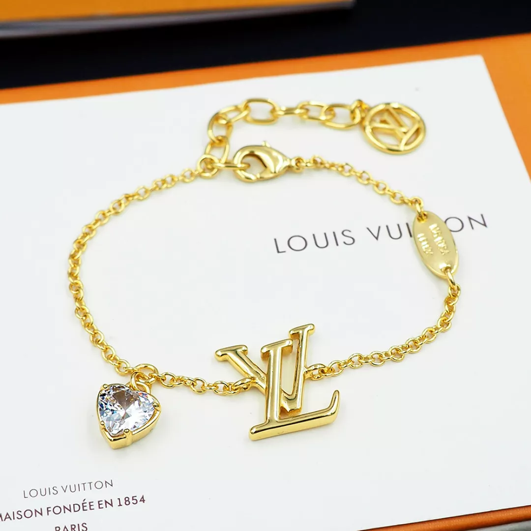 Louis Vuitton LV Bracelets Trendy 6595