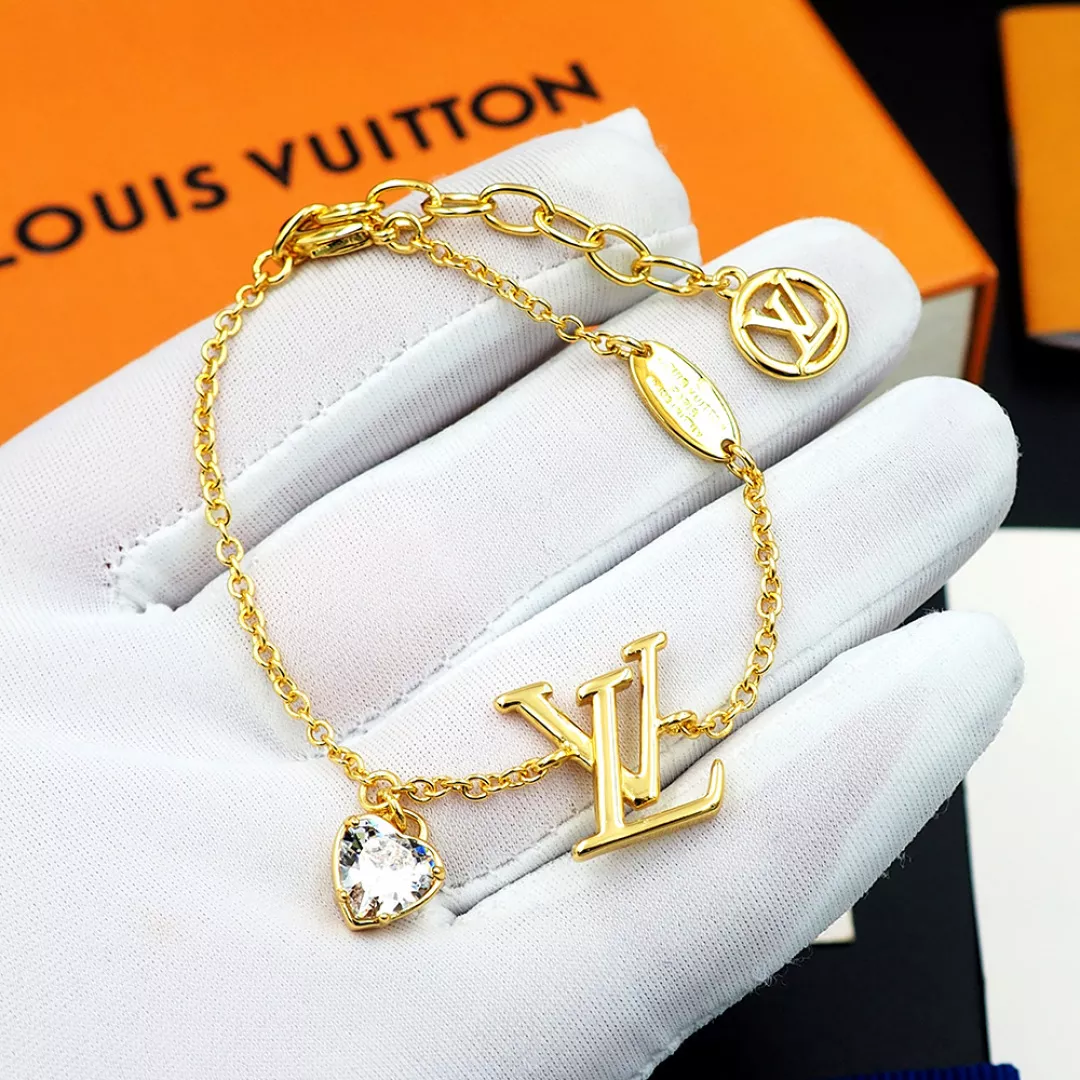 Louis Vuitton LV Bracelets Trendy 6595