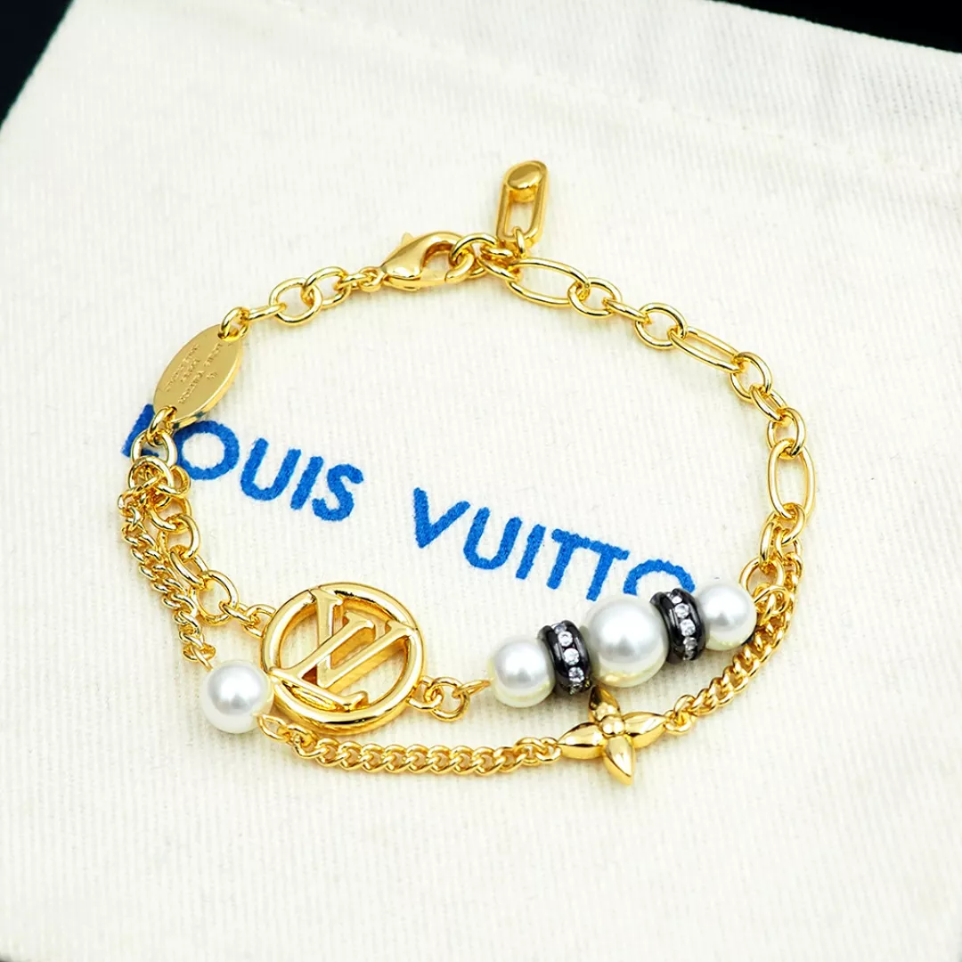 Louis Vuitton LV Bracelets Versatile 7784