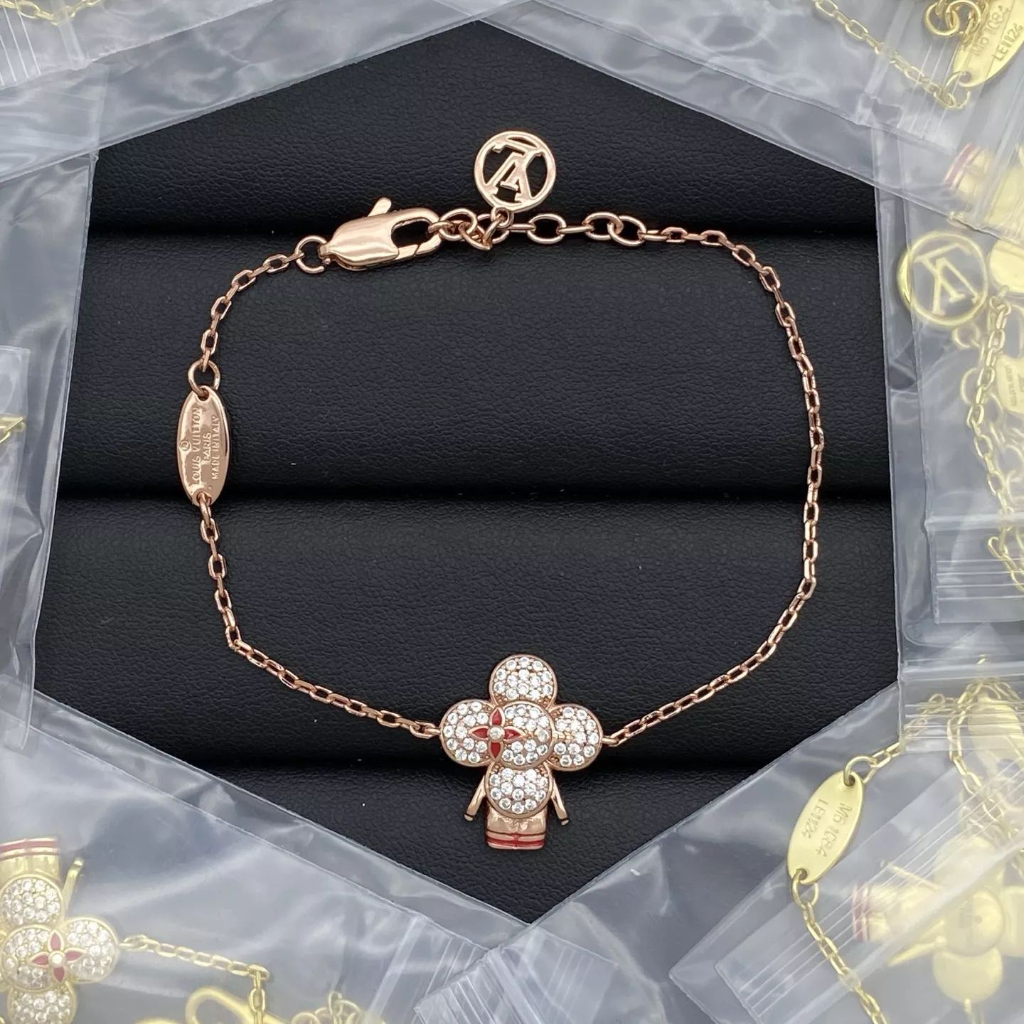 Louis Vuitton LV Bracelets WellDesigned 4277