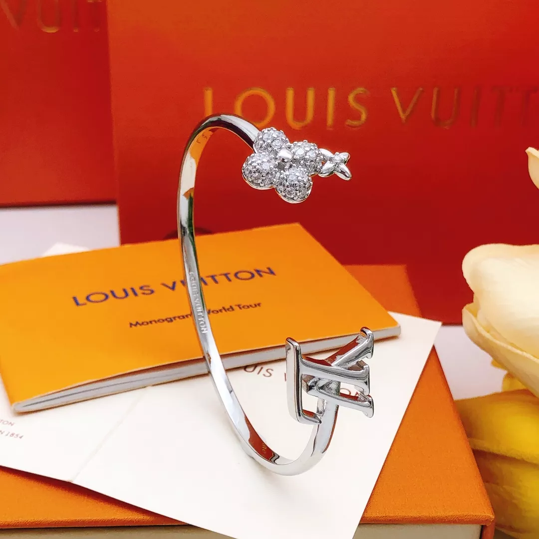 Louis Vuitton LV Bracelets WellDesigned 864