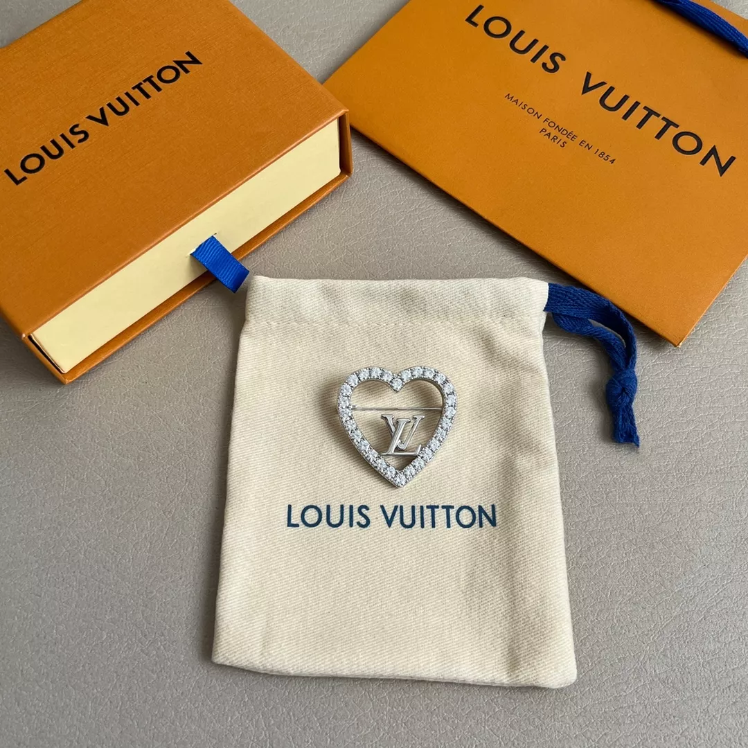 Louis Vuitton LV Brooches For Women GoodFit 319