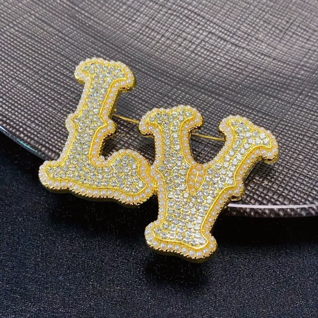 Louis Vuitton LV Brooches For Women NewStyle 8861