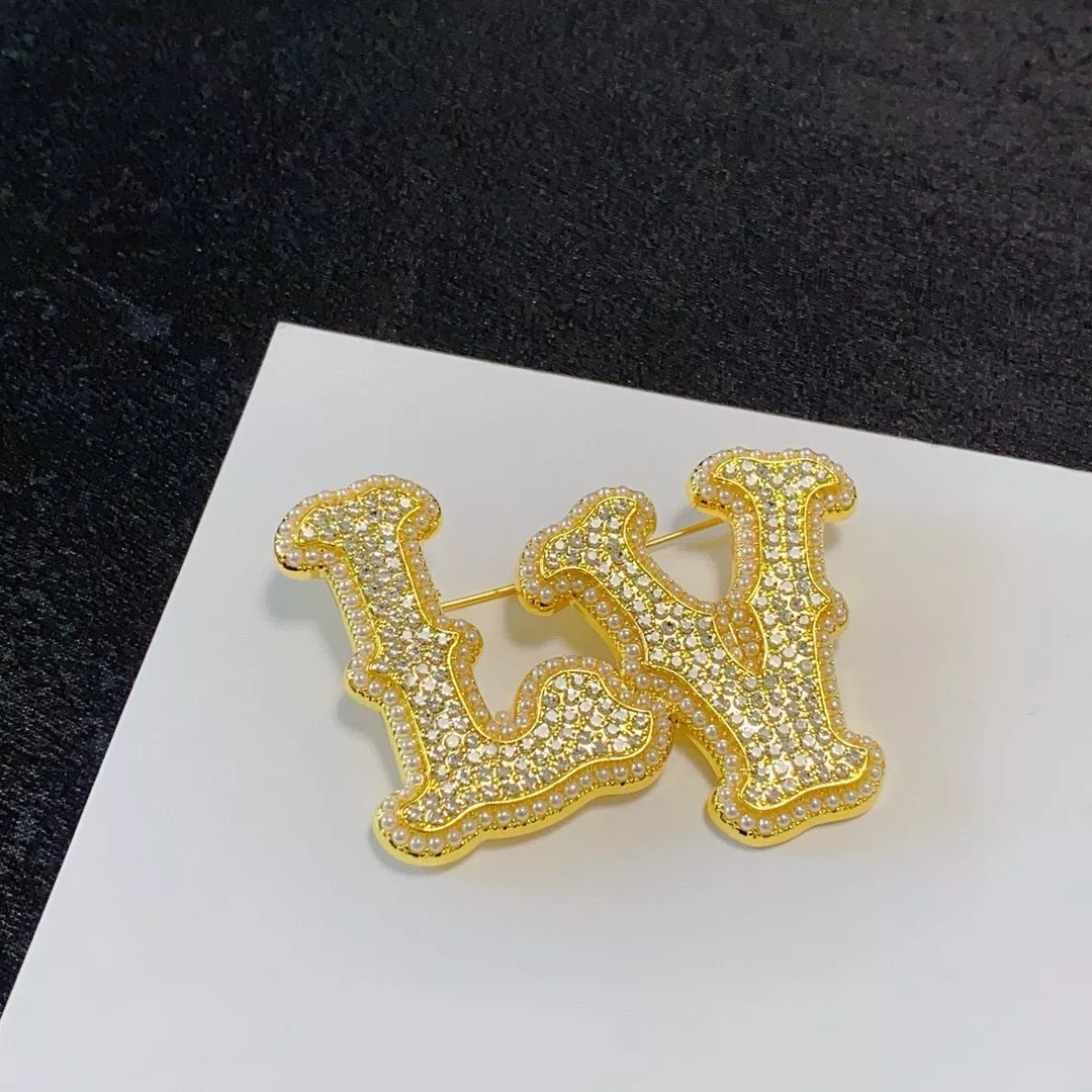 Louis Vuitton LV Brooches For Women NewStyle 8861