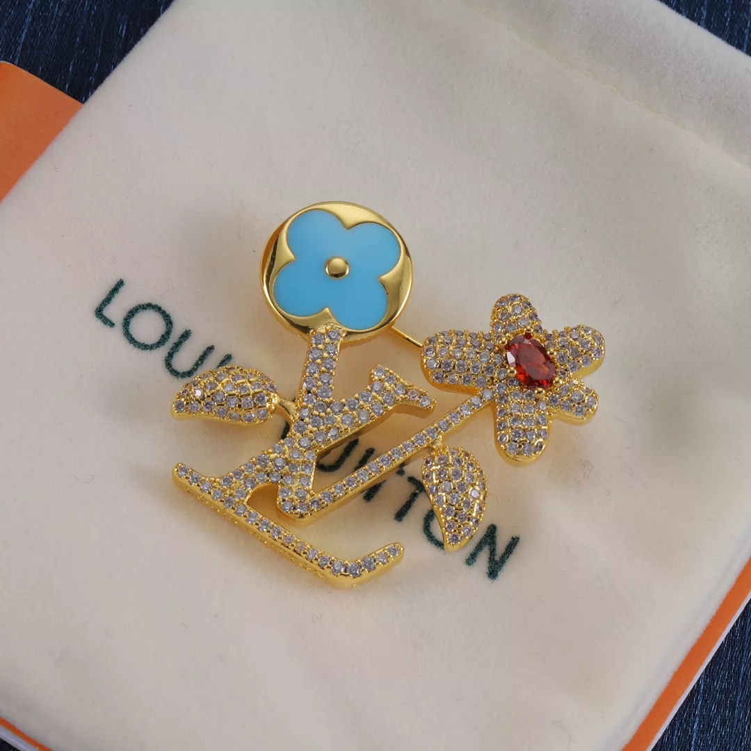 Louis Vuitton LV Brooches For Women Practical 5487