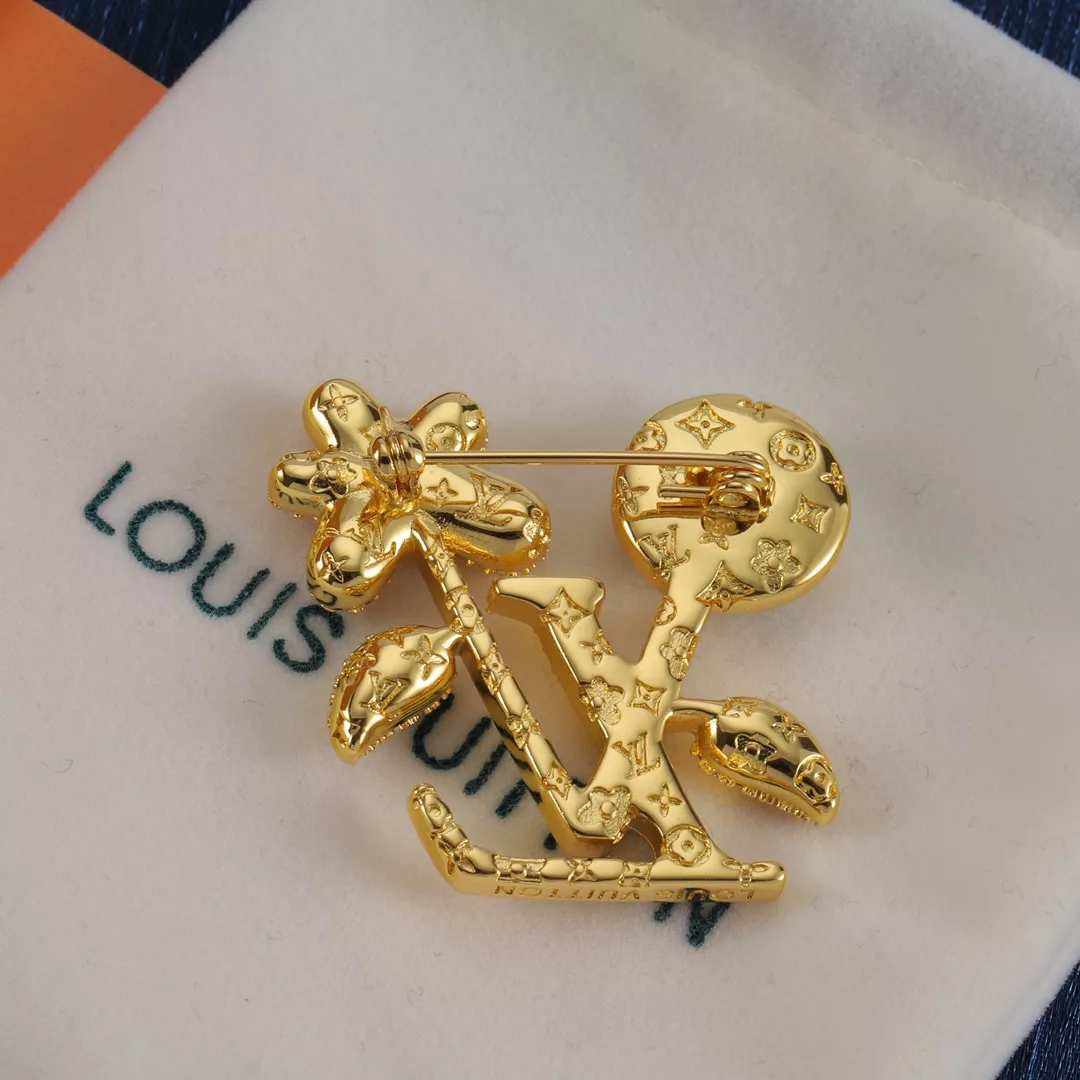 Louis Vuitton LV Brooches For Women Practical 5487