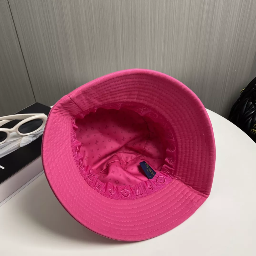 Louis Vuitton LV Caps AllSeason 3729