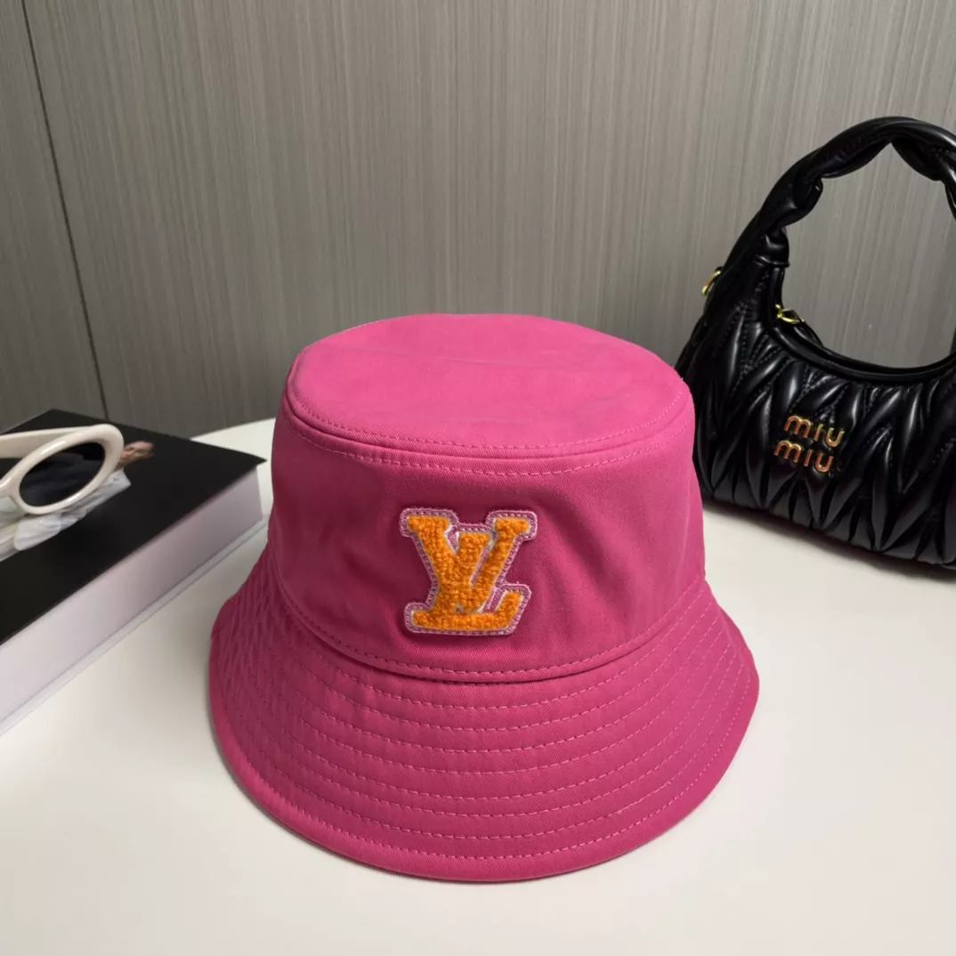 Louis Vuitton LV Caps AllSeason 3729