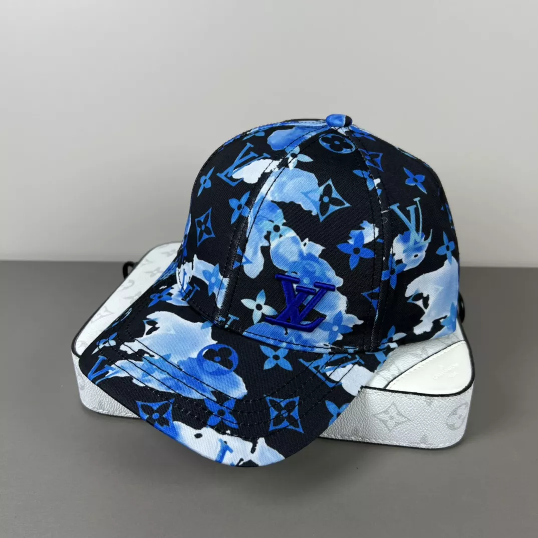 Louis Vuitton LV Caps Breathable 2564
