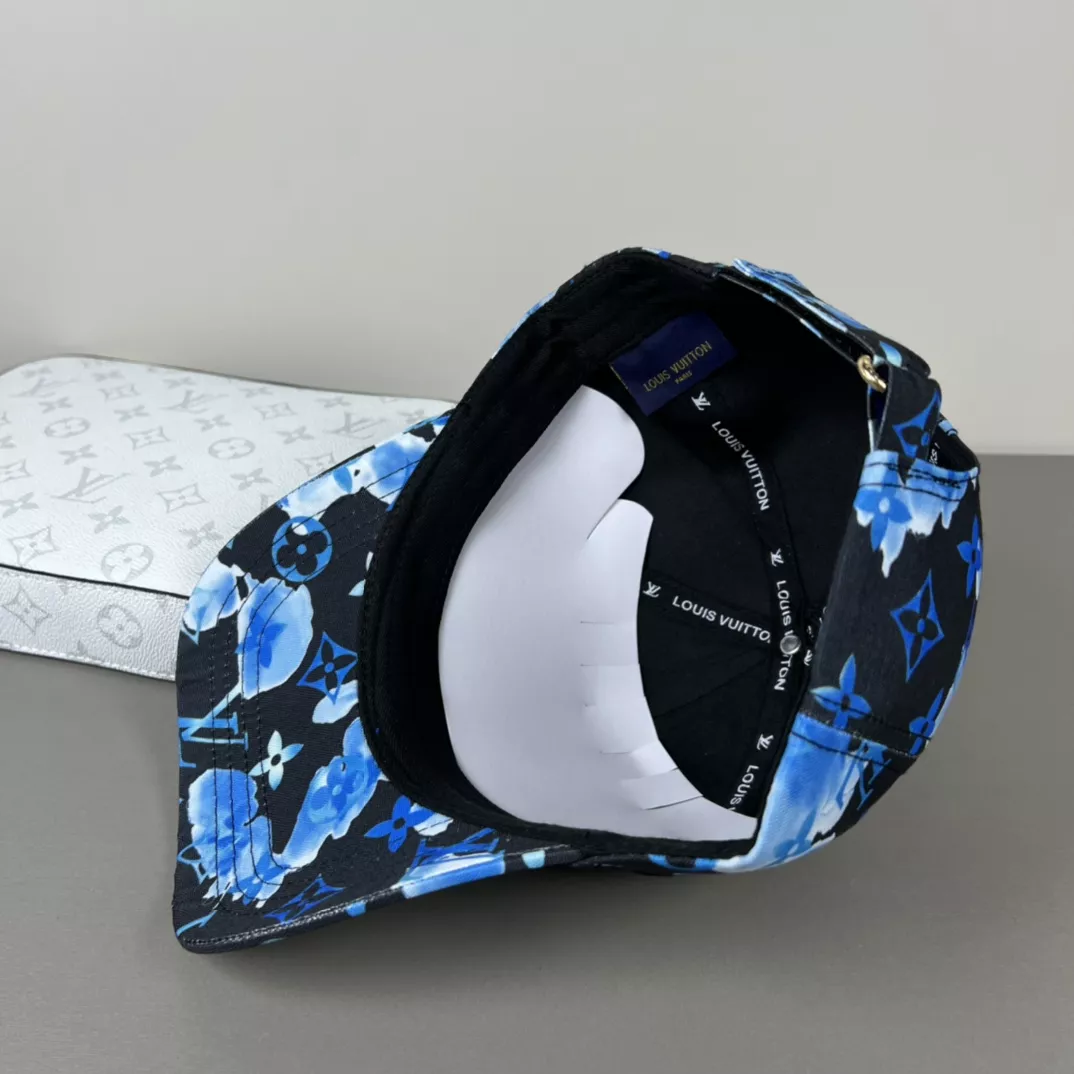 Louis Vuitton LV Caps Breathable 2564