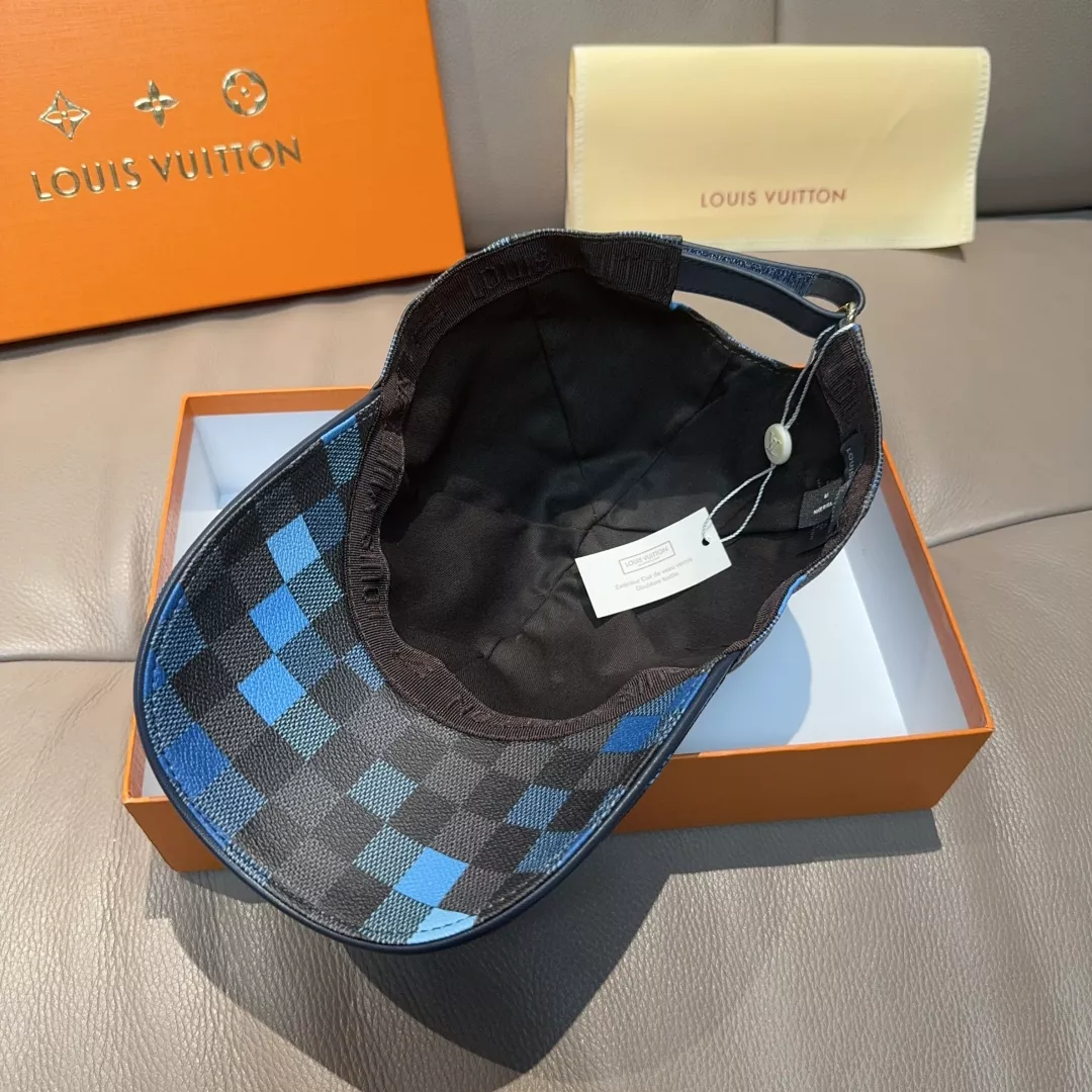 Louis Vuitton LV Caps Bright 3507