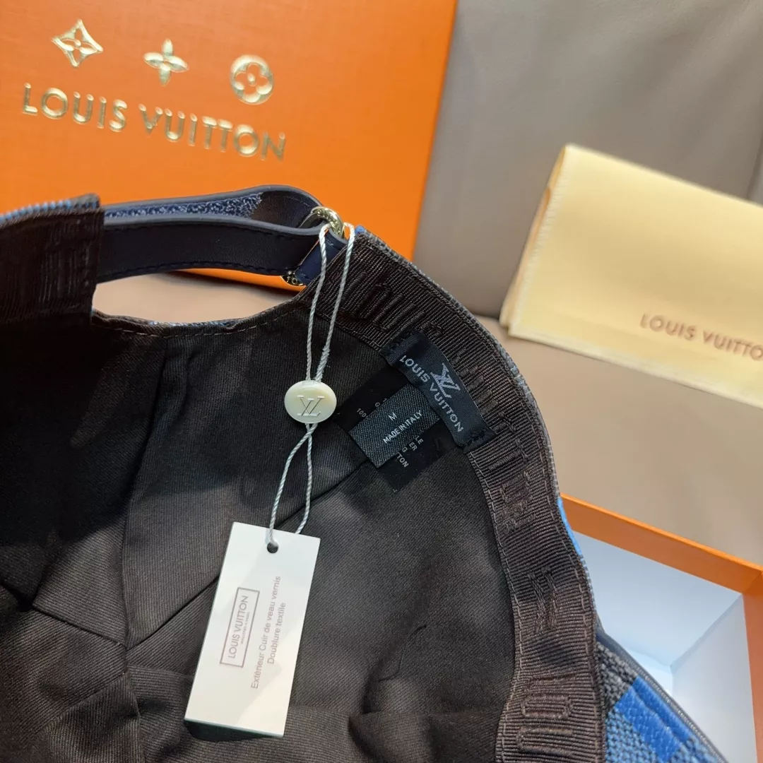 Louis Vuitton LV Caps Bright 3507