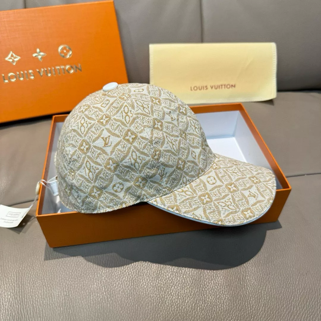 Louis Vuitton LV Caps Bright 3686