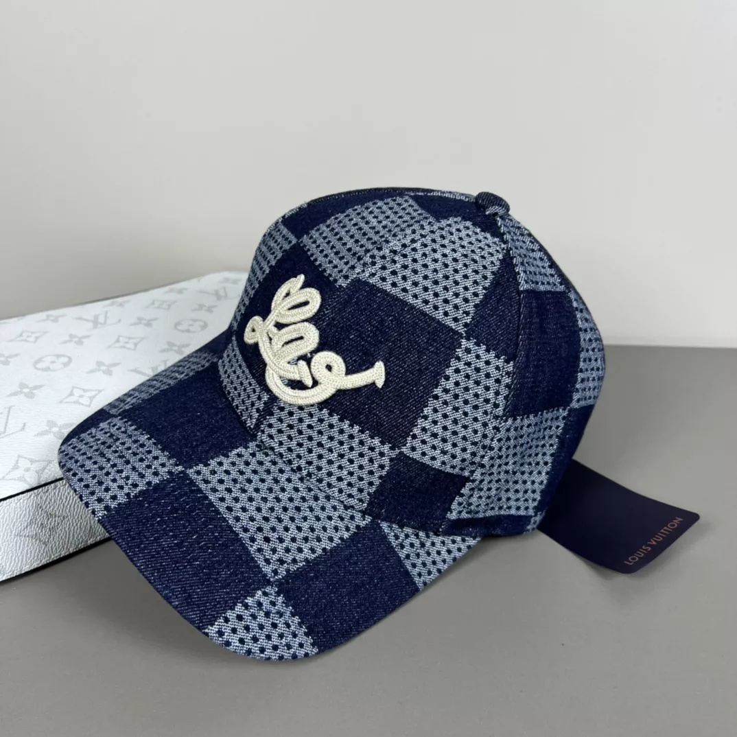 Louis Vuitton LV Caps Comfortable 2996