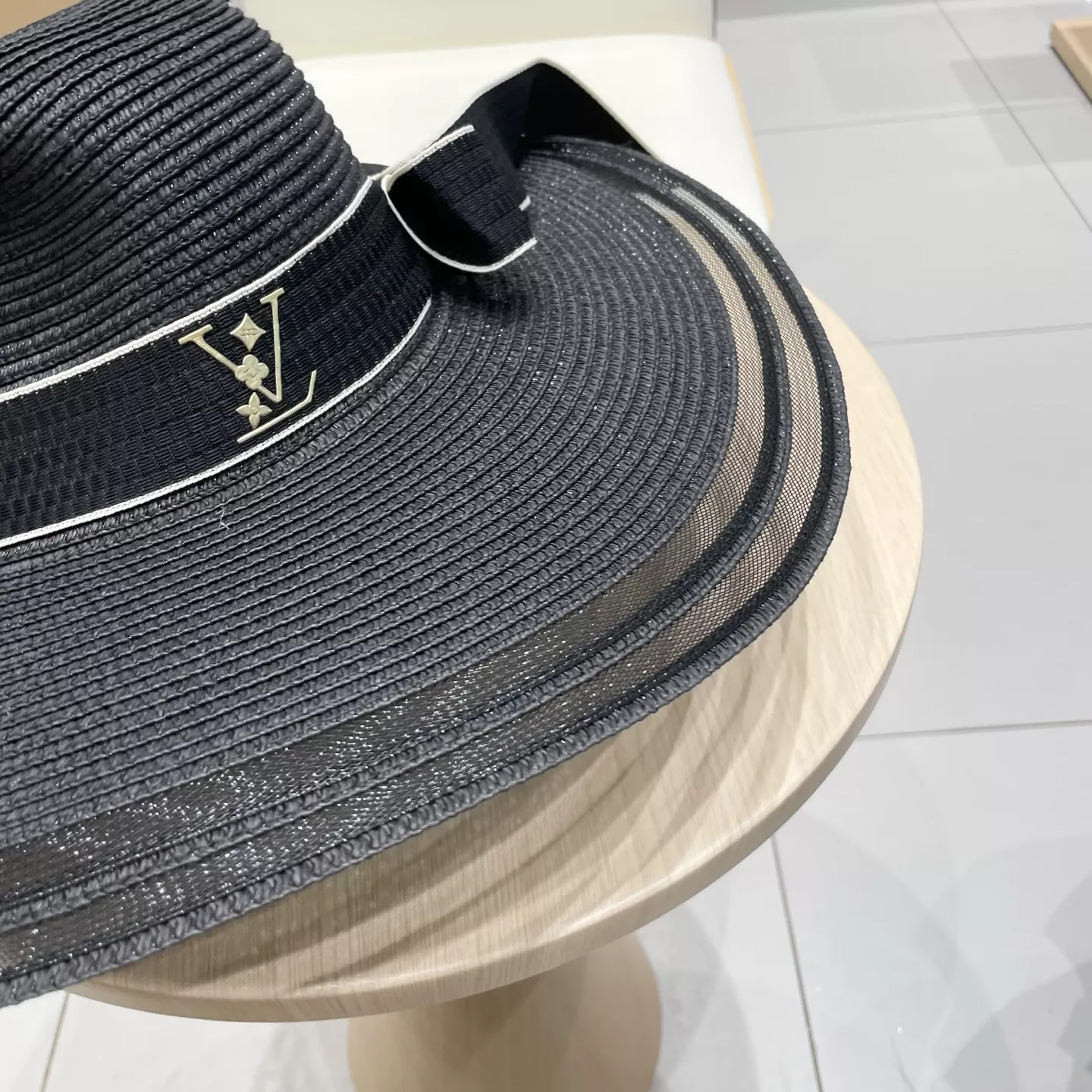 Louis Vuitton LV Caps Comfortable 6092