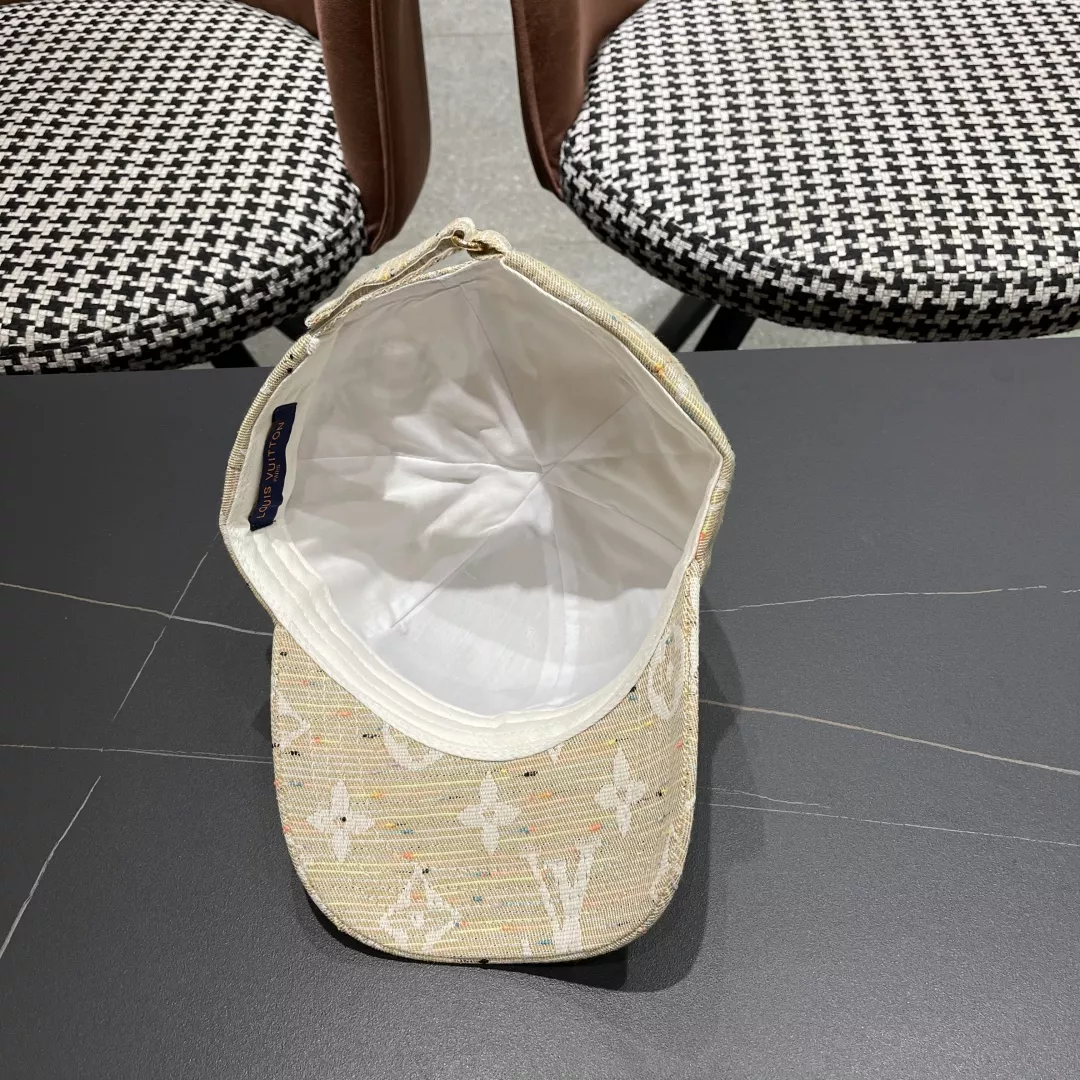 Louis Vuitton LV Caps Comfortable 6992