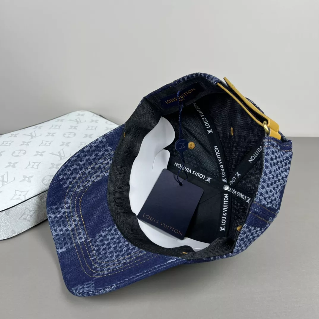 Louis Vuitton LV Caps Comfortable 7451