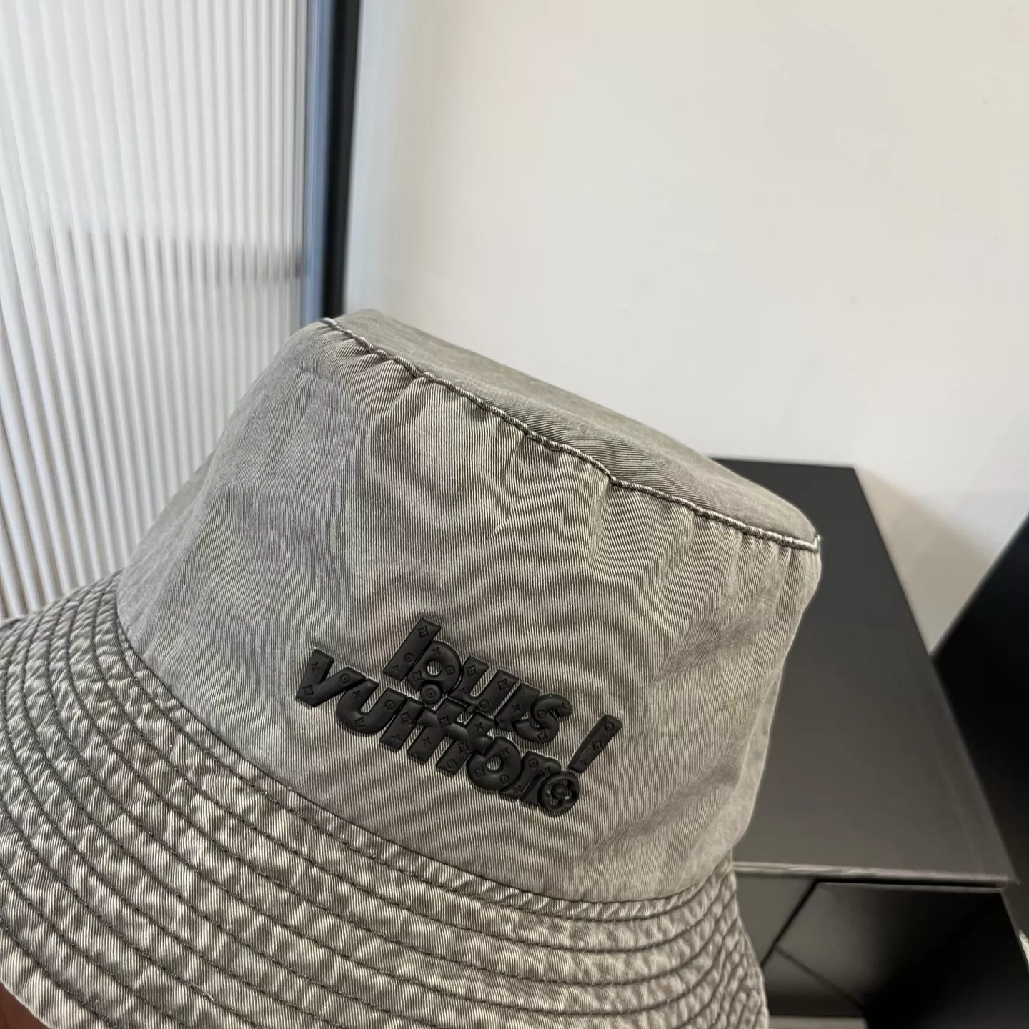 Louis Vuitton LV Caps Comfortable 8958