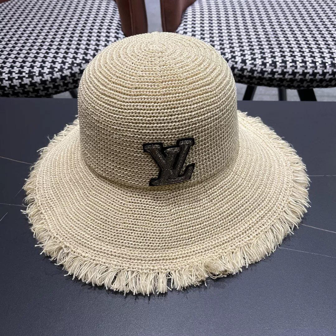 Louis Vuitton LV Caps Cozy 5444
