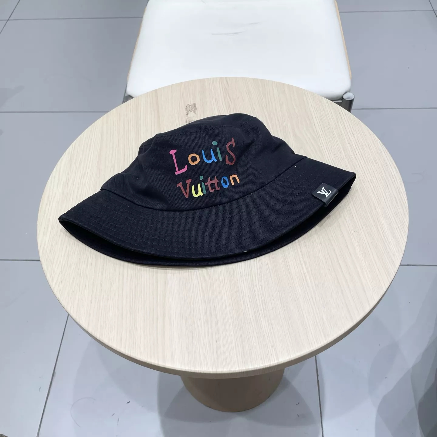 Louis Vuitton LV Caps Efficient 1847