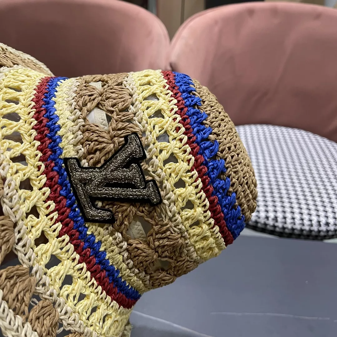 Louis Vuitton LV Caps Elegant 6650
