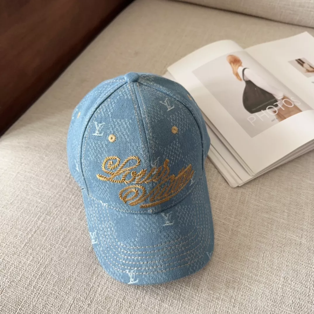 Louis Vuitton LV Caps Flexible 4349