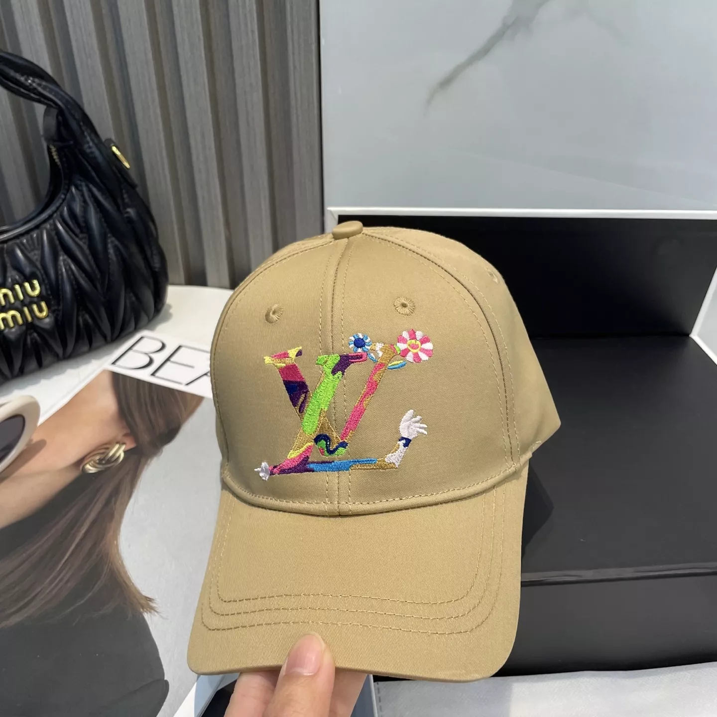 Louis Vuitton LV Caps Functional 5806