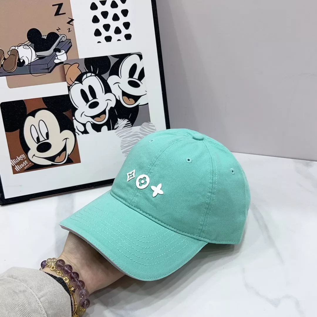 Louis Vuitton LV Caps GoAnywhere 483
