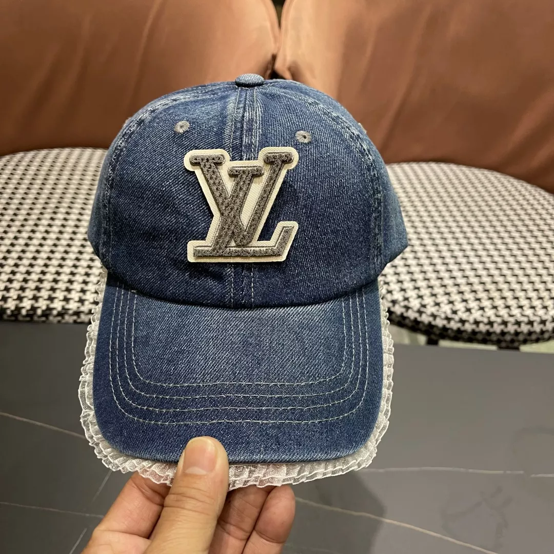 Louis Vuitton LV Caps GoodFit 3703
