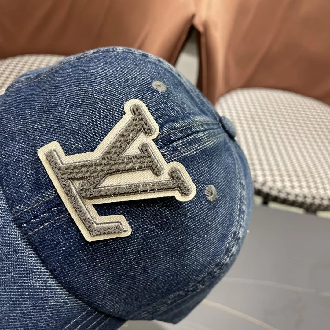 Louis Vuitton LV Caps GoodFit 3703