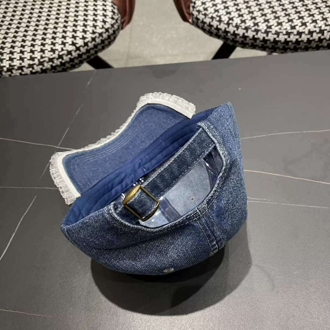 Louis Vuitton LV Caps GoodFit 3703