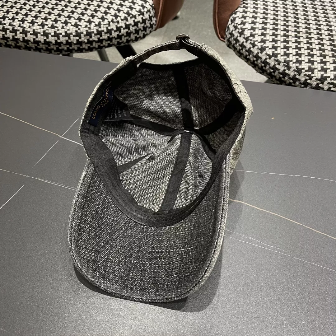 Louis Vuitton LV Caps HighQuality 9311