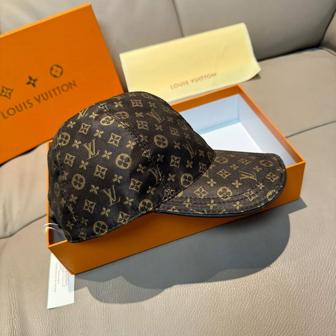Louis Vuitton LV Caps Minimalist 7231