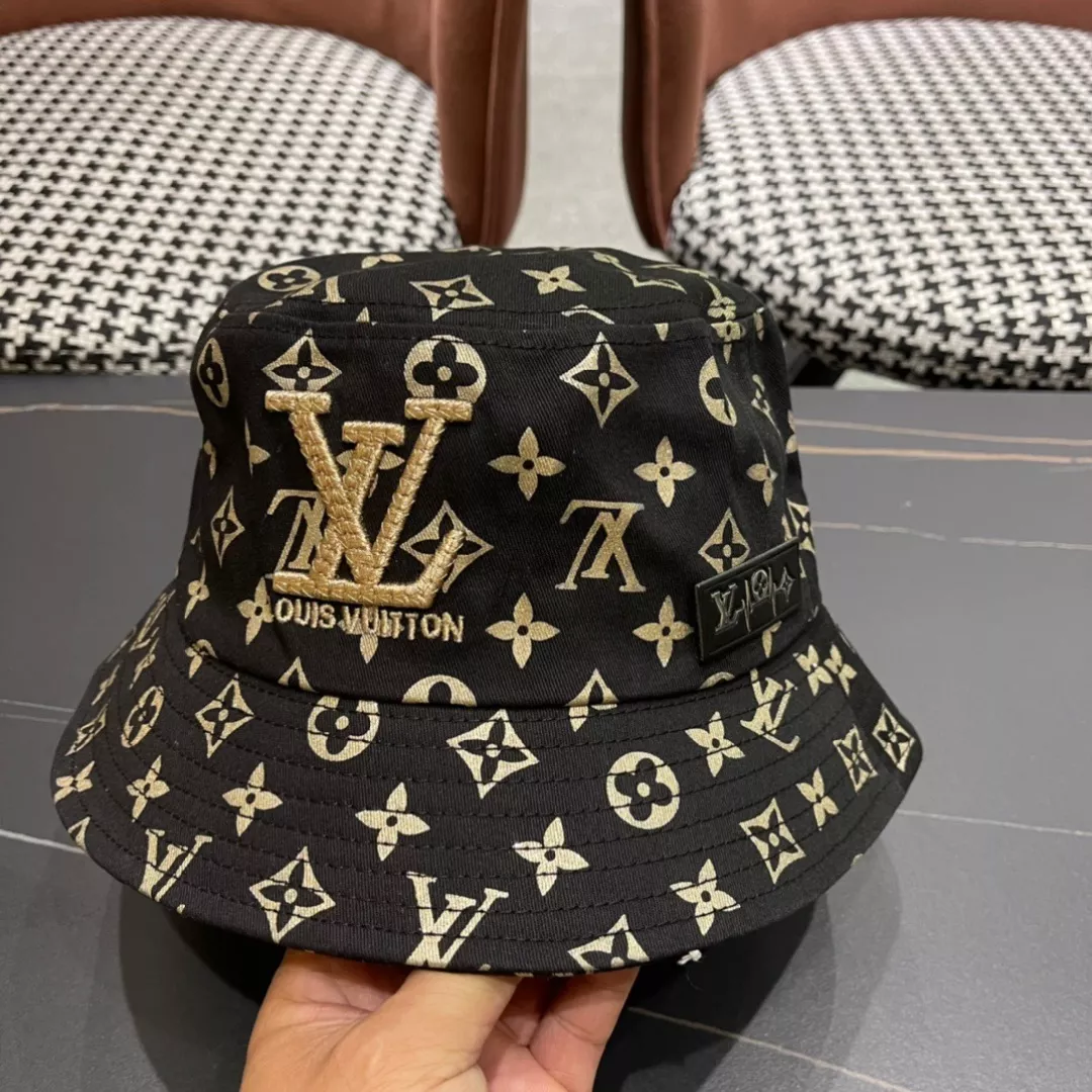 Louis Vuitton LV Caps Modern 8290