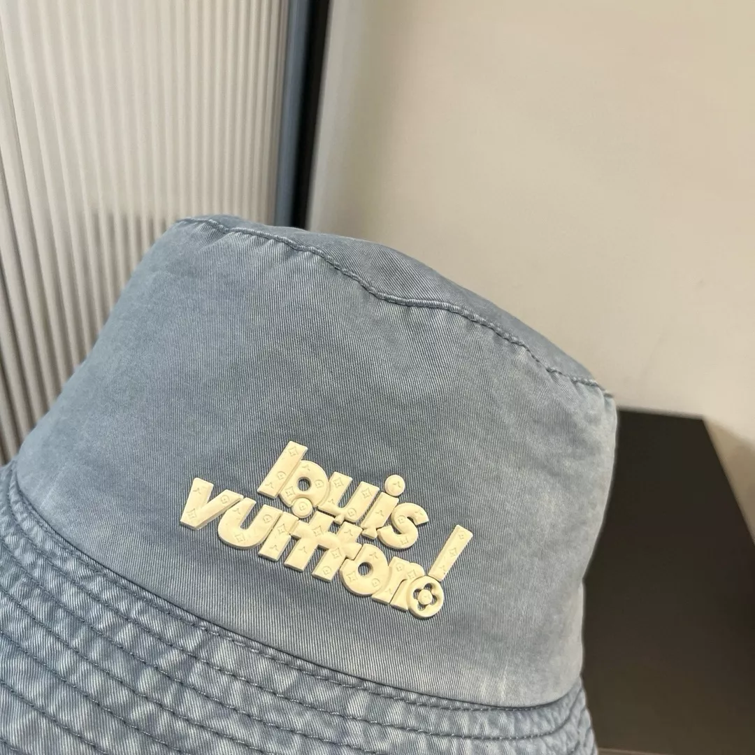 Louis Vuitton LV Caps Refined 8075