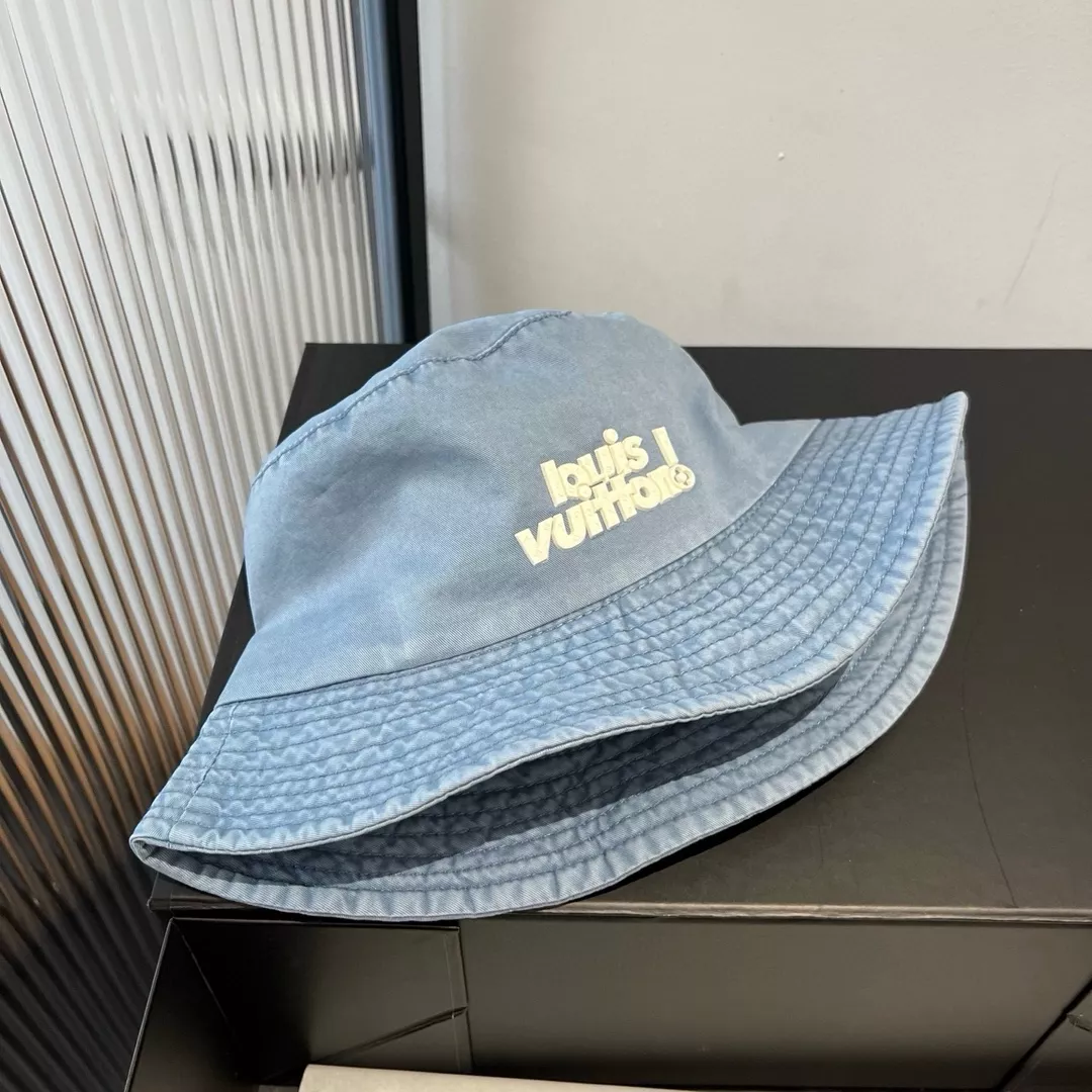 Louis Vuitton LV Caps Refined 8075